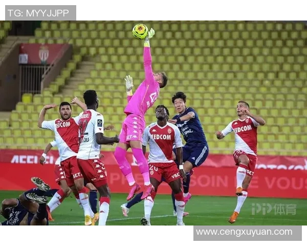 韩国足球3号球星是谁及其在国家队和俱乐部的表现分析